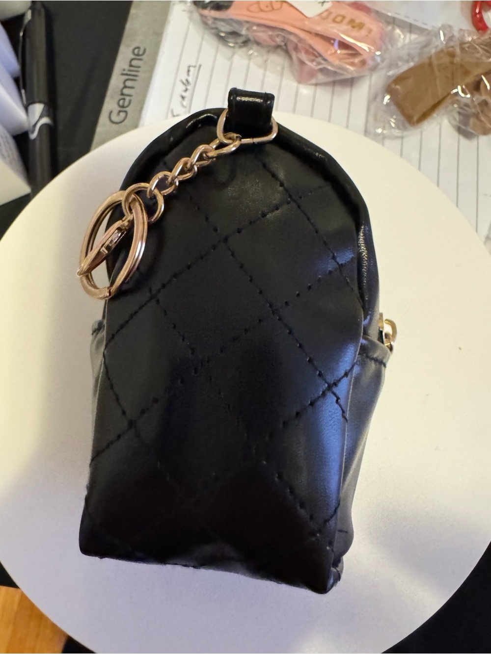 Mini backpack keychain - Picture 2 of 2